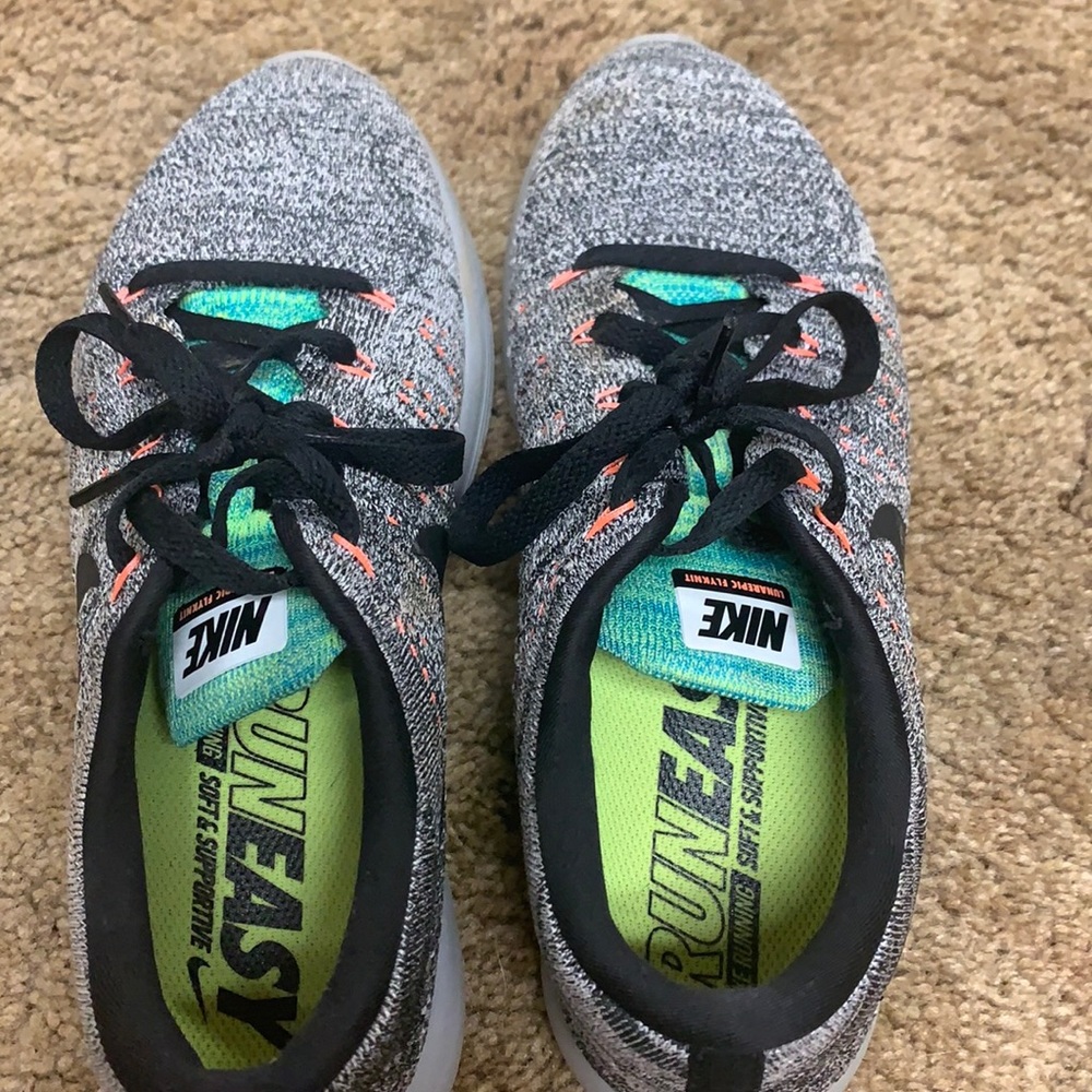 Women’s nike shoes